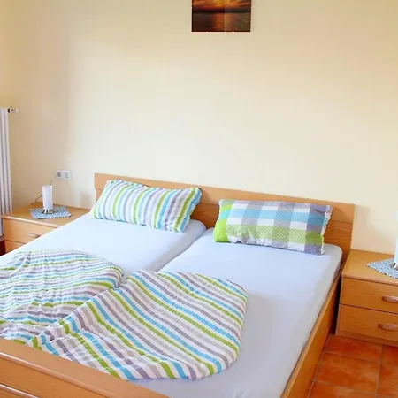 Daire Nr 1, Neben Einem Bauernhof, Rosshaupten, Allgaeu *