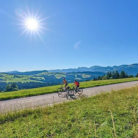 Nr 1, Neben Einem Bauernhof, Rosshaupten, Allgaeu